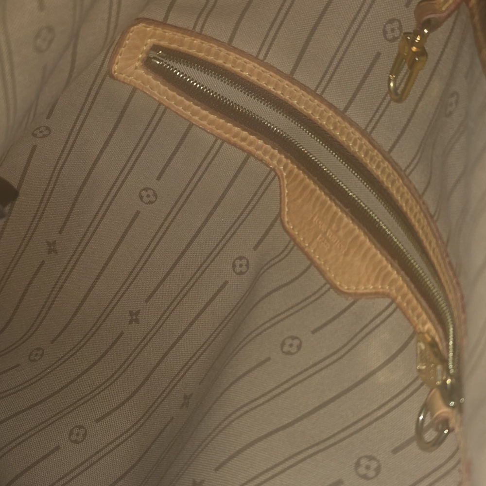 Louis Vuitton Monogram Delightful Bag in Brown and Tan Leather - Picture 3 of 14